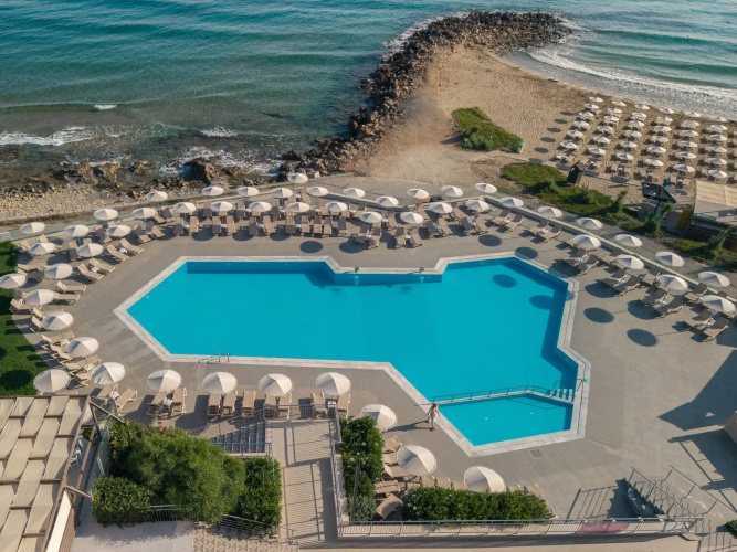 Themis Beach photo 25