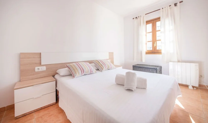 4 Bedrooms Villa
