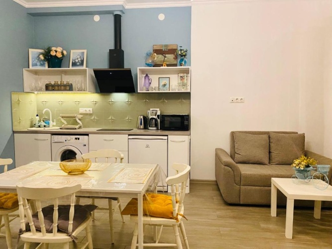 1 Bedroom Apartment