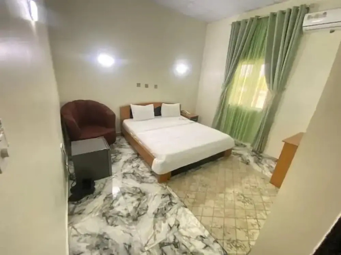 The Canopy Haven Apartment