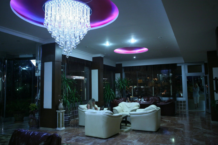 Royal Ideal Beach Hotel