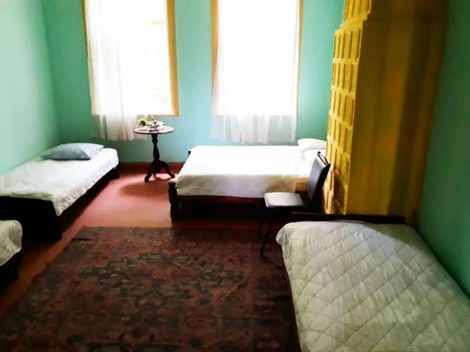 2 Bedrooms Cottage