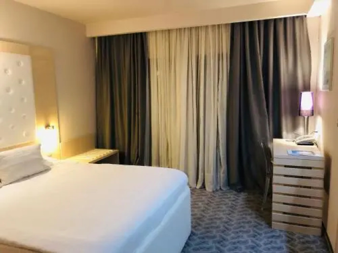 Hotel Plaza