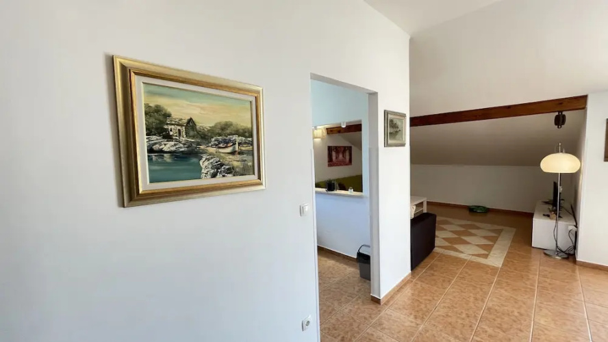 Aparment More