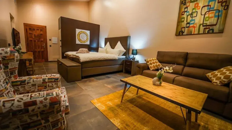VMG Private Suites - Adults Only