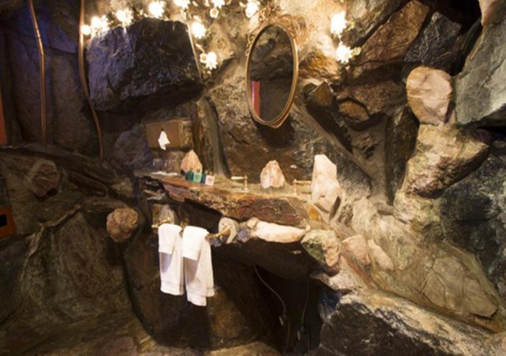 Madonna Inn photo 26