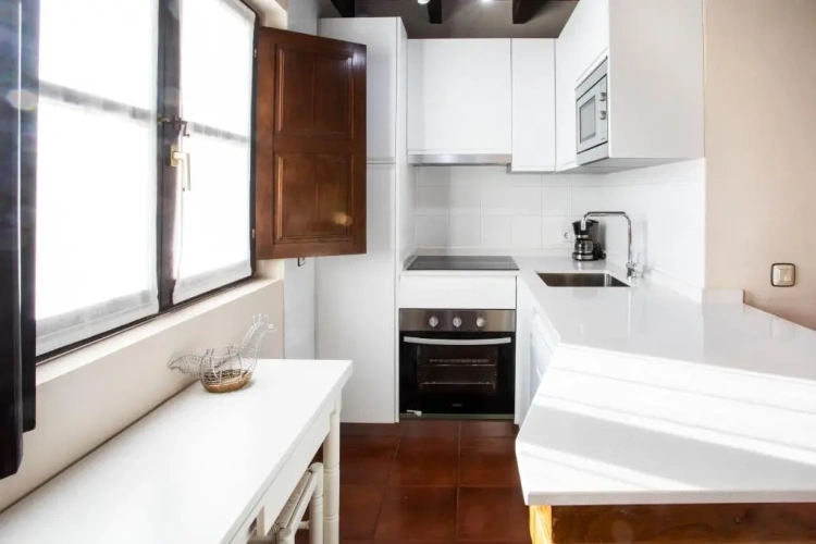 2 Bedrooms Basement Apartment