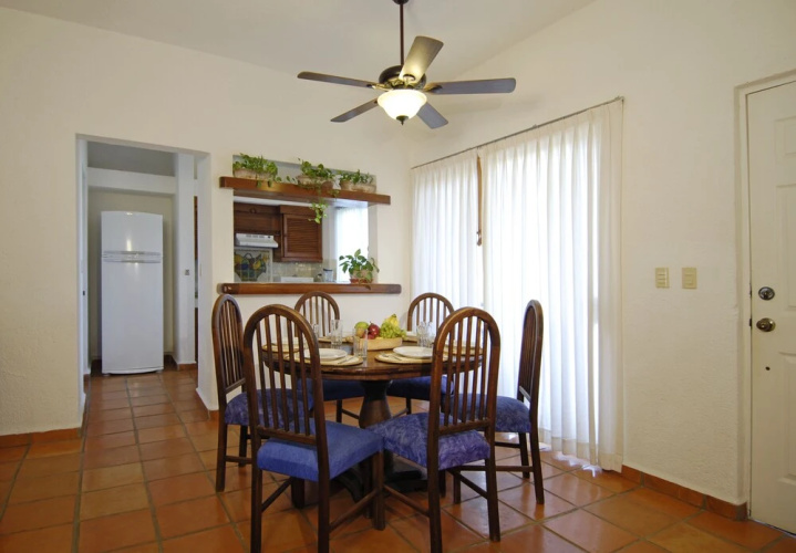 Las Palmas Condominio