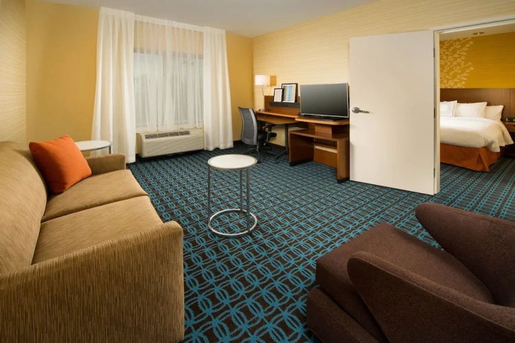 1 Bedroom Suite