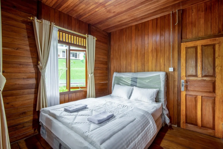 2 Bedrooms Villa