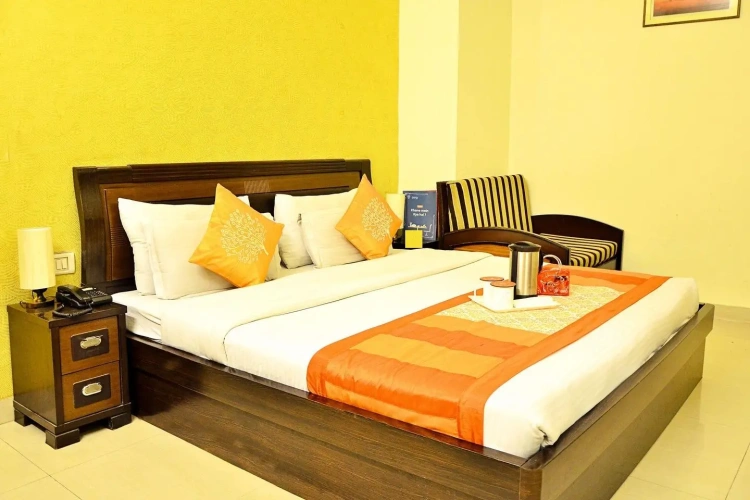 Deluxe Double room with view