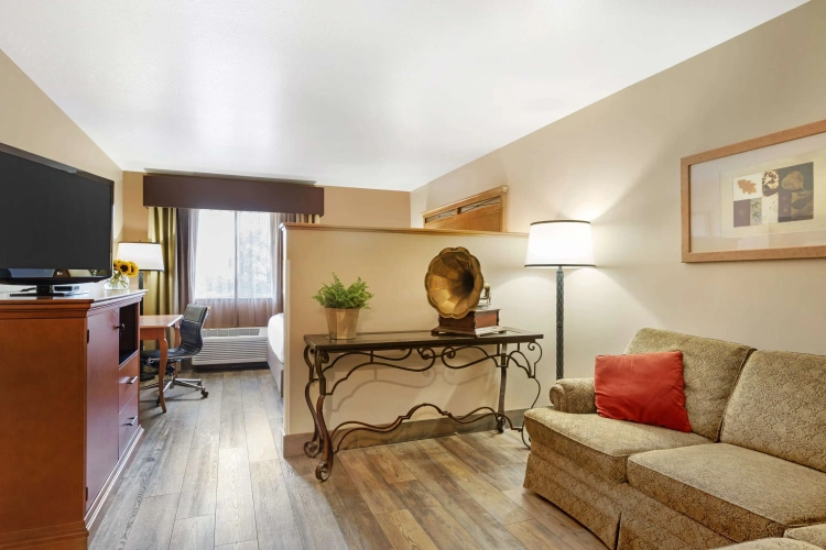Double Suite