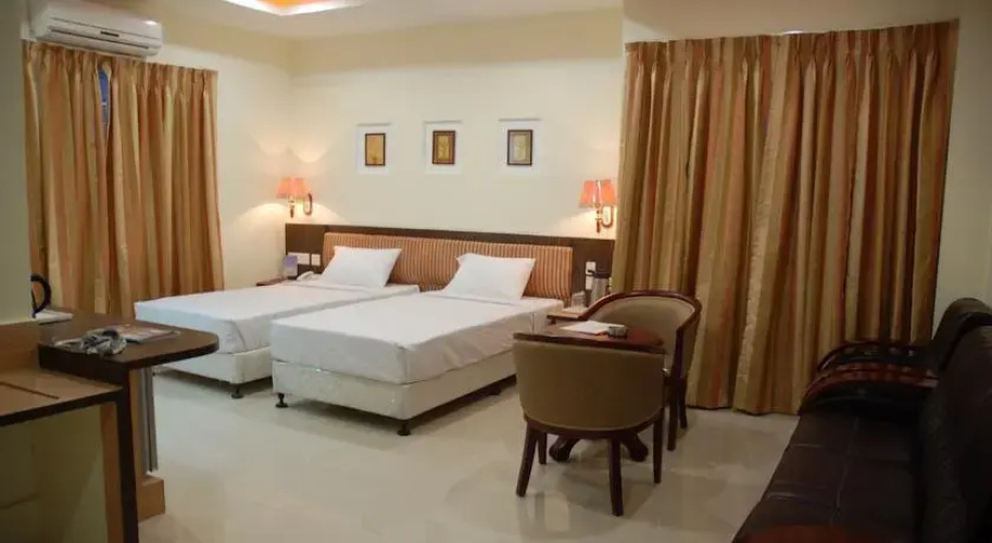 Hotel Sitara Royal