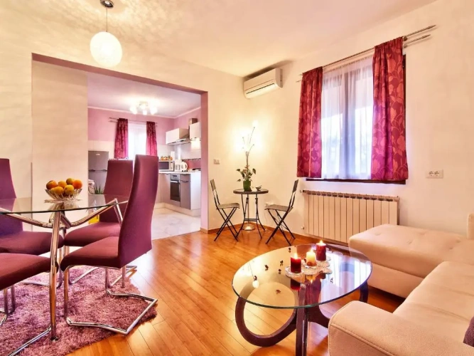 1 Bedroom Deluxe Apartment