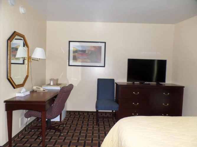 Executive Inn