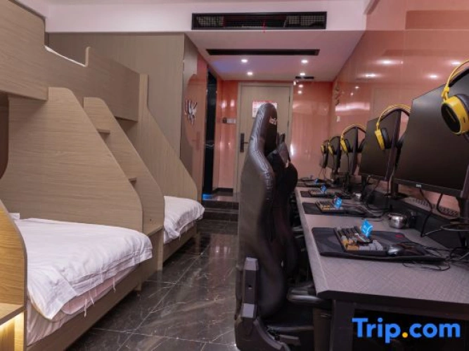 Standard Quintuple room