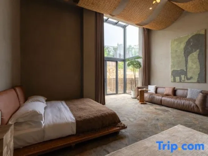 Family Suite with courtyard view