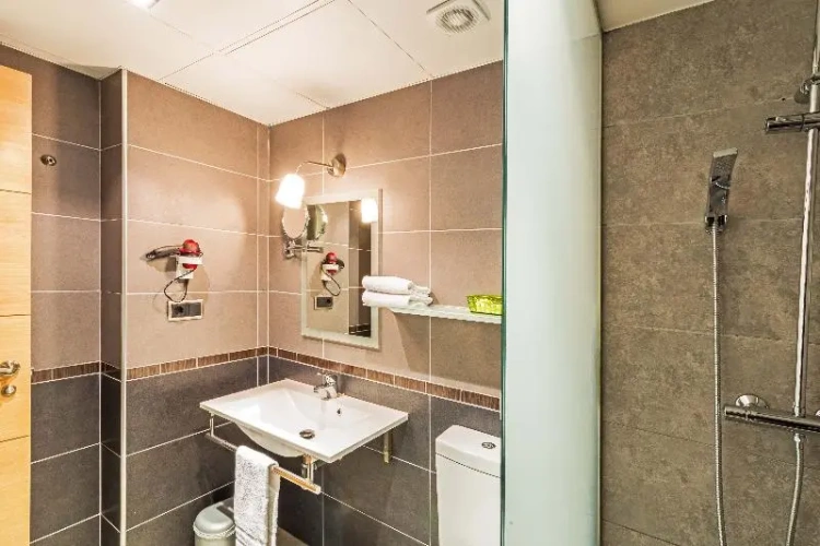 Quadruple Apartment