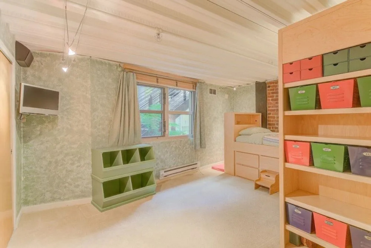 Spear Street Unit #122 - 2 Br Condo
