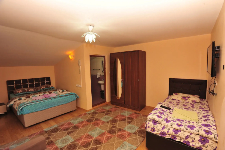 Cam Motel