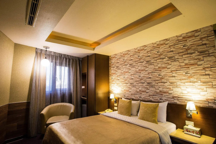 Luckynews Classic Hotel