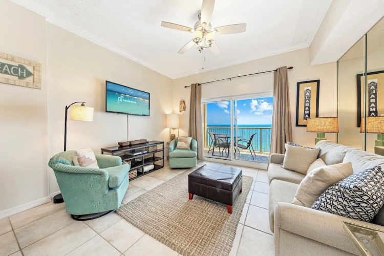 Royal Palms 1303