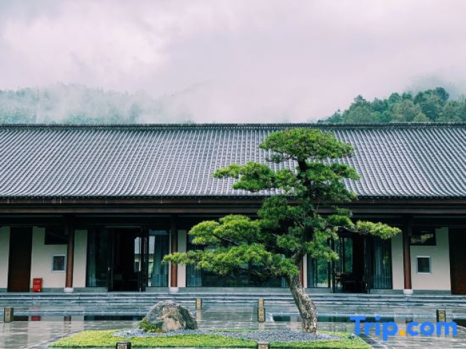 Muyang River Landscape Resort