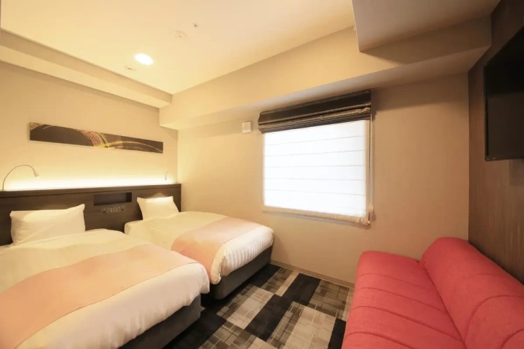 Standard Triple room