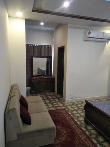 Comfort room