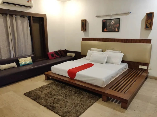 Royal room