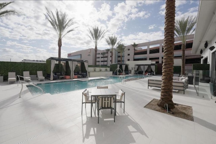 Caesars Republic Scottsdale, a Hilton Hotel photo 15