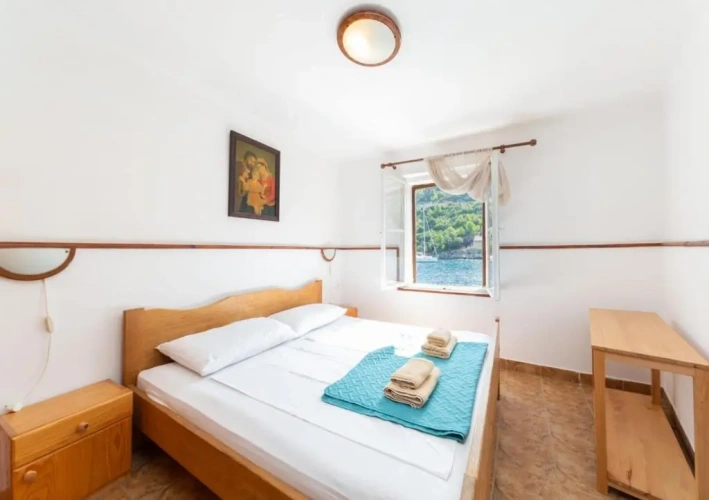 3 Bedrooms Cottage