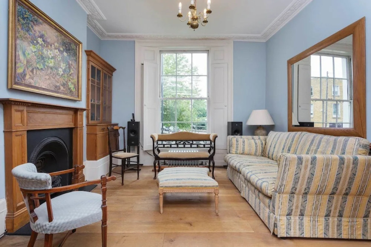 Islington Charm