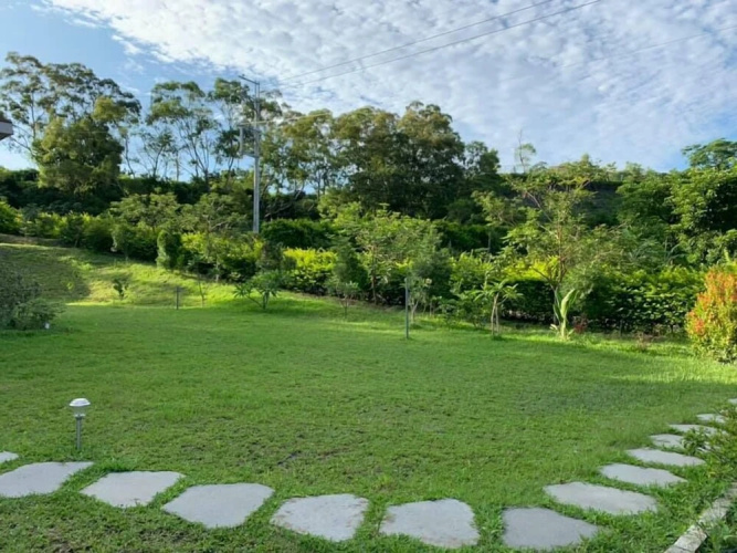 Thomas Villas