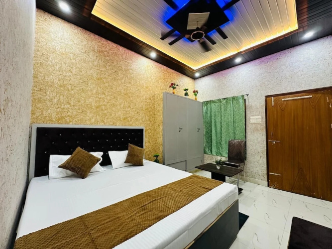 Star Residency
