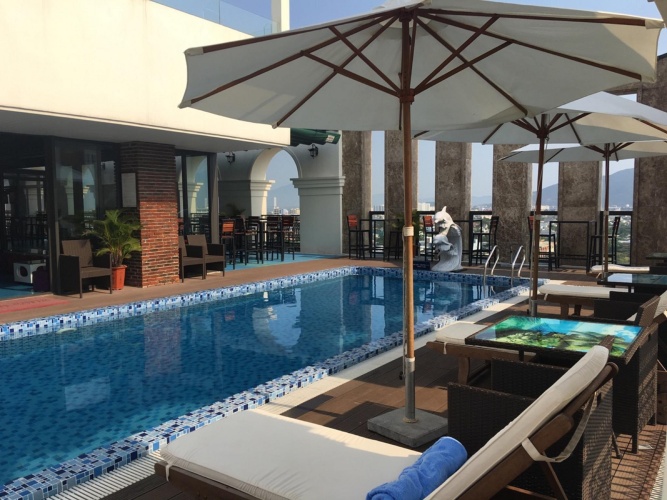 Superior Double room with city view