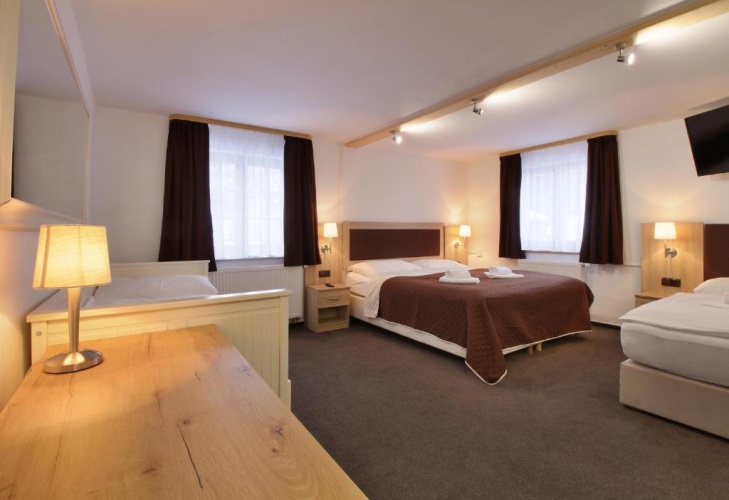 Standard Quadruple room