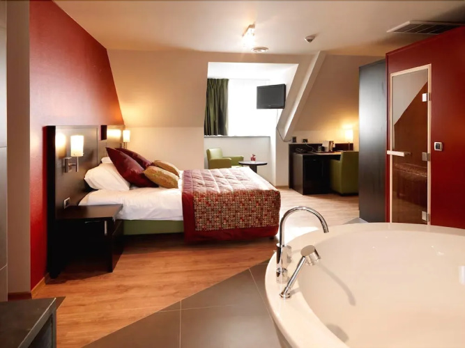 Hotel TTS