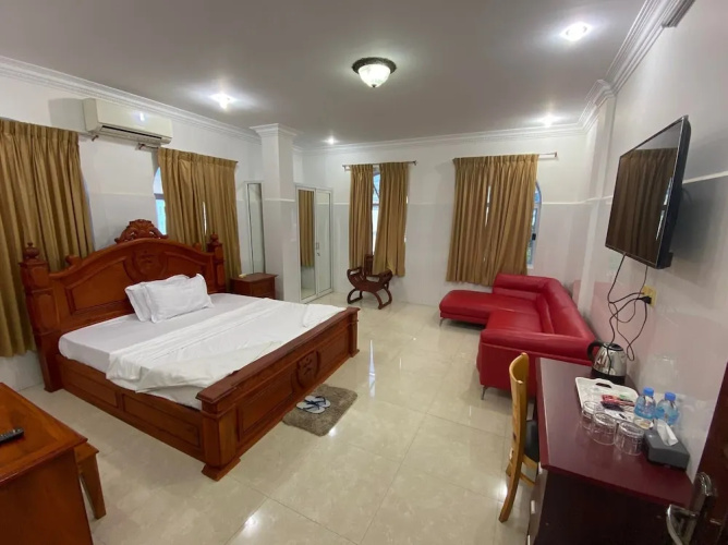 Old Durbar Hotel & Restaurant
