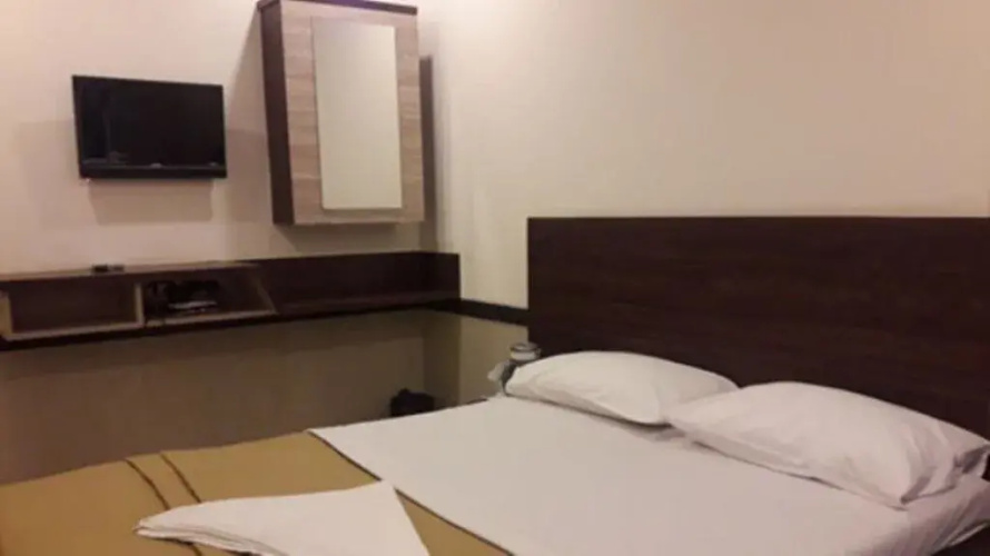 Hotel Shree Shlok Residency