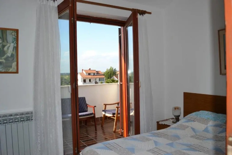 Apartment with balcony