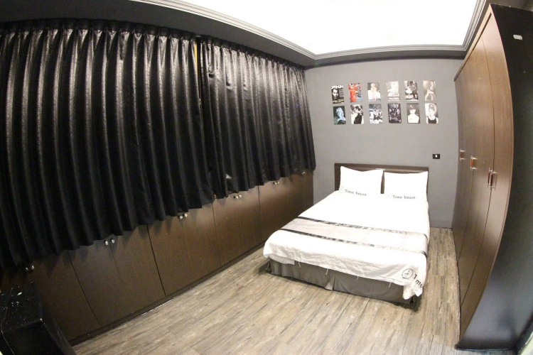 Time House Chain Hualien Train Station Hostel