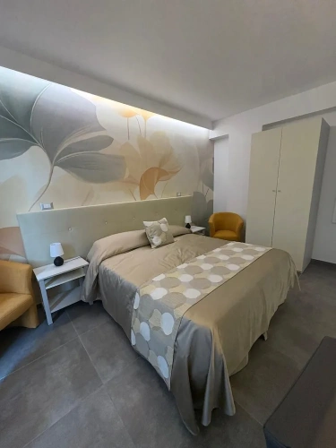 Deluxe Double room with city view