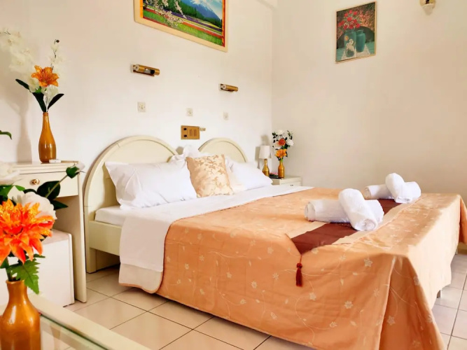Evli Apartments