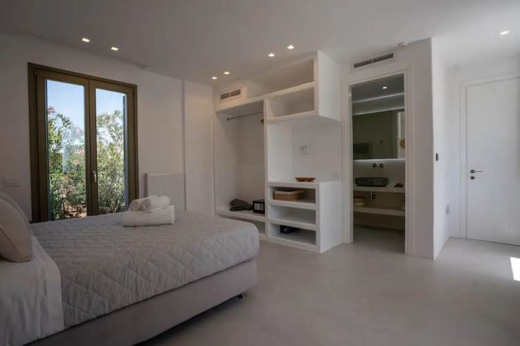 Ultimate Luxury Paradise Villa In Paros