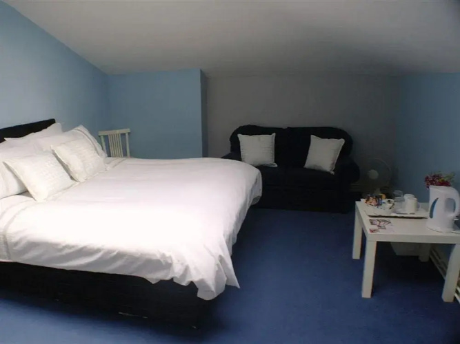 Camden Castle B&B