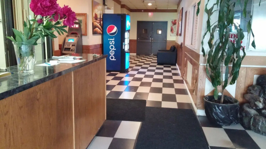Vanderhoof Inn