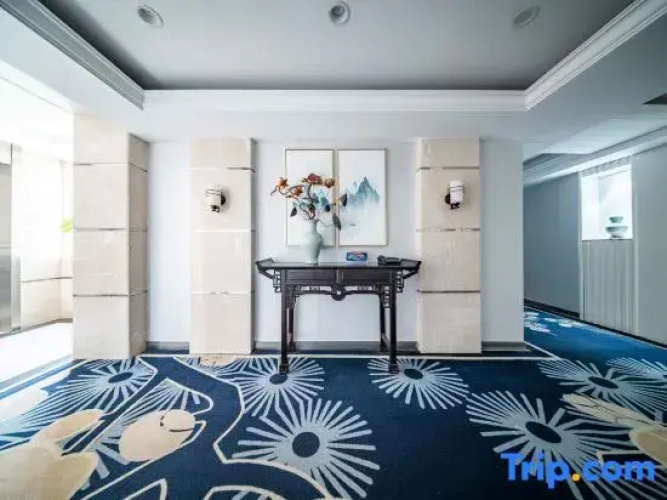 Baochu Hotel