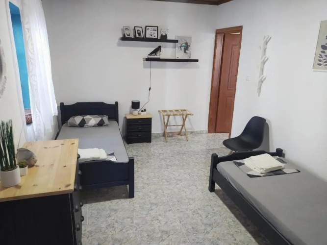 3 Bedrooms Cottage