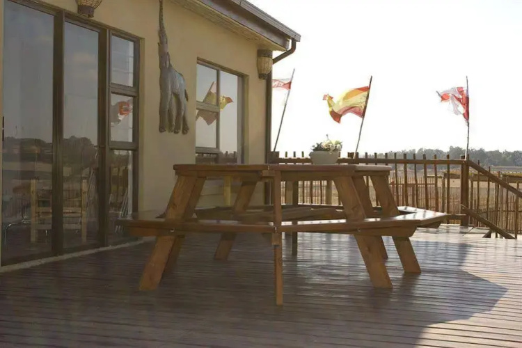 MoAfrika Lodge